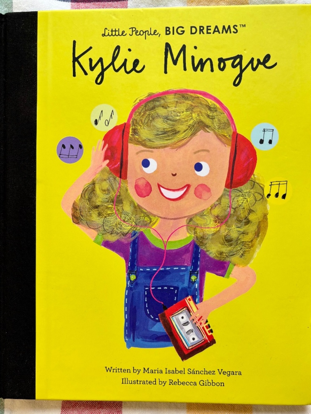 BRAND NEW Hardcover Little People Big Dreams "Kylie Minogue" Volume 111